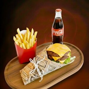 NAANWICH TRIPLE STEAKHOUSE